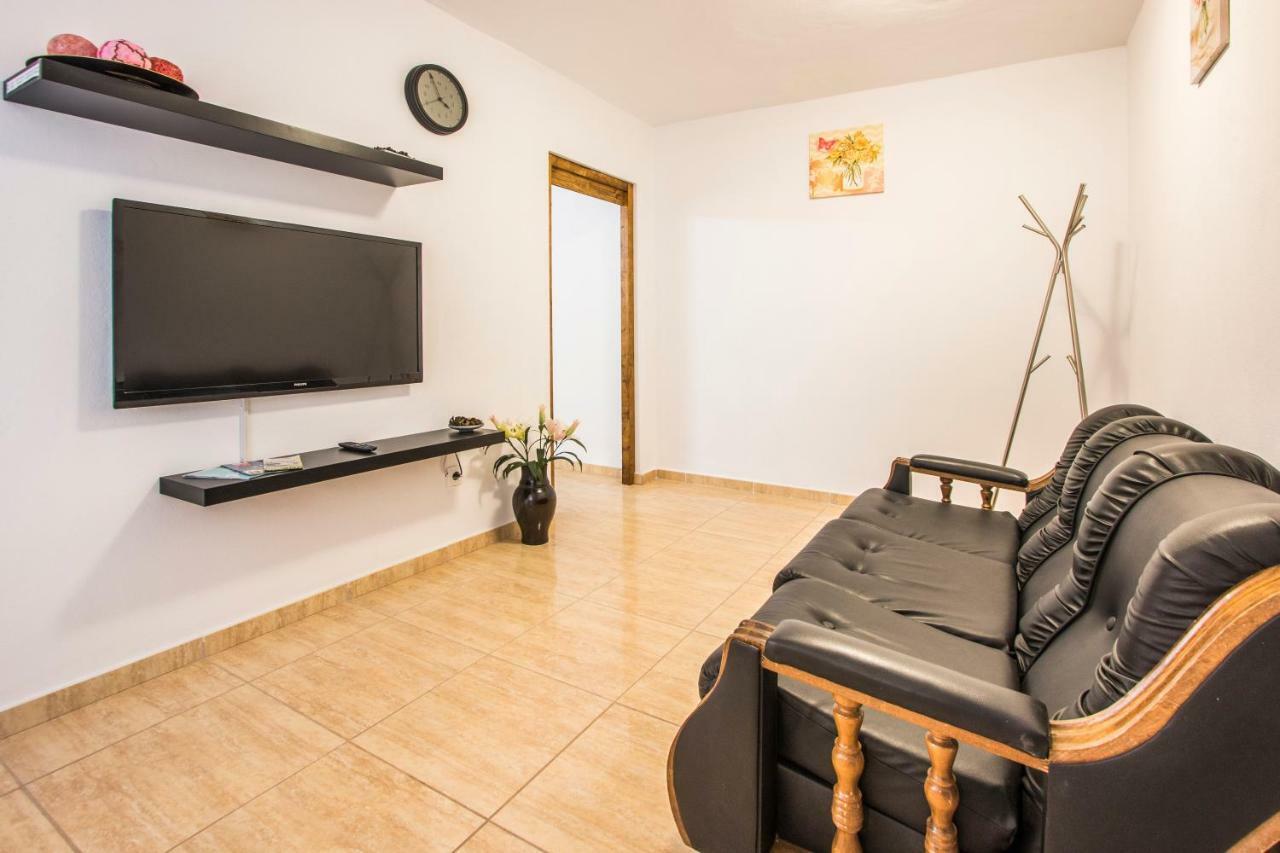 A Ensuite Apartment Con Zona De Patio Arrecife  Luaran gambar